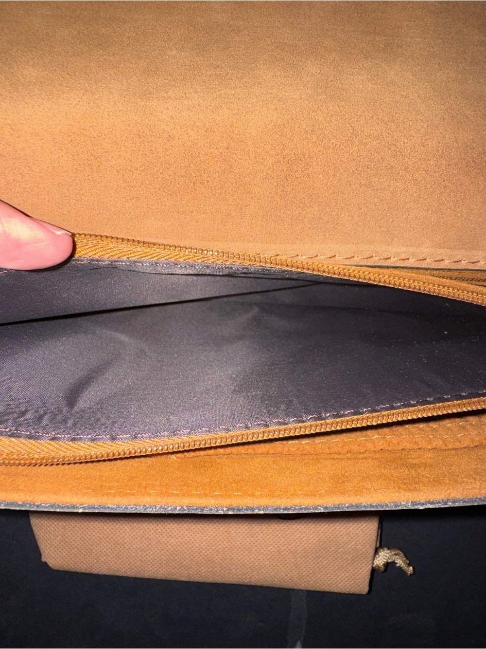 Patricia Nash Kent Burnished Rose Tooled Leather Crossbody Latte with Dust Bag - Picture 9 of 12